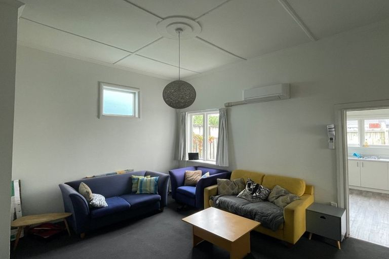 Photo of property in 289 Mansfield Street, Newtown, Wellington, 6021