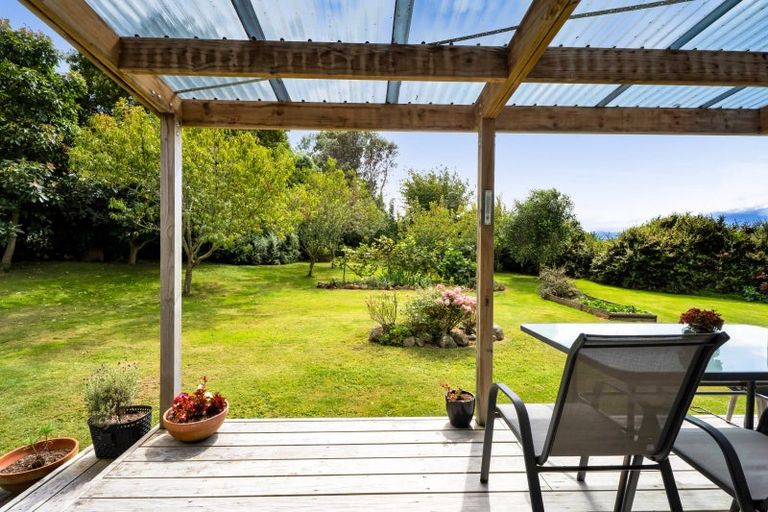 Photo of property in 2952 Eltham Road, Opunake, 4682