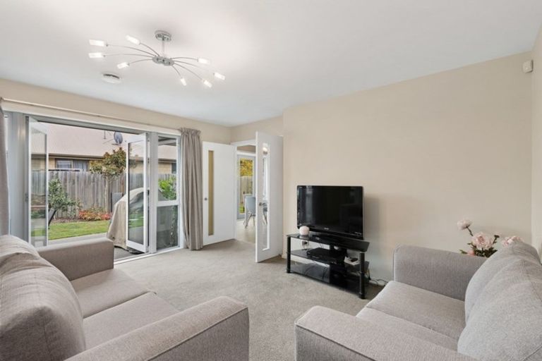 Photo of property in 19 Birchgrove Gardens, Mairehau, Christchurch, 8052