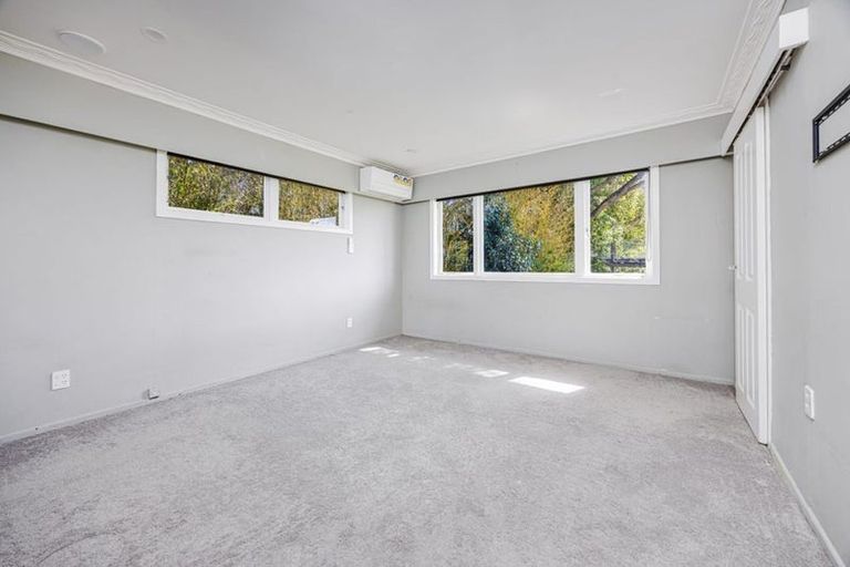 Photo of property in 64 Astley Avenue, New Lynn, Auckland, 0600