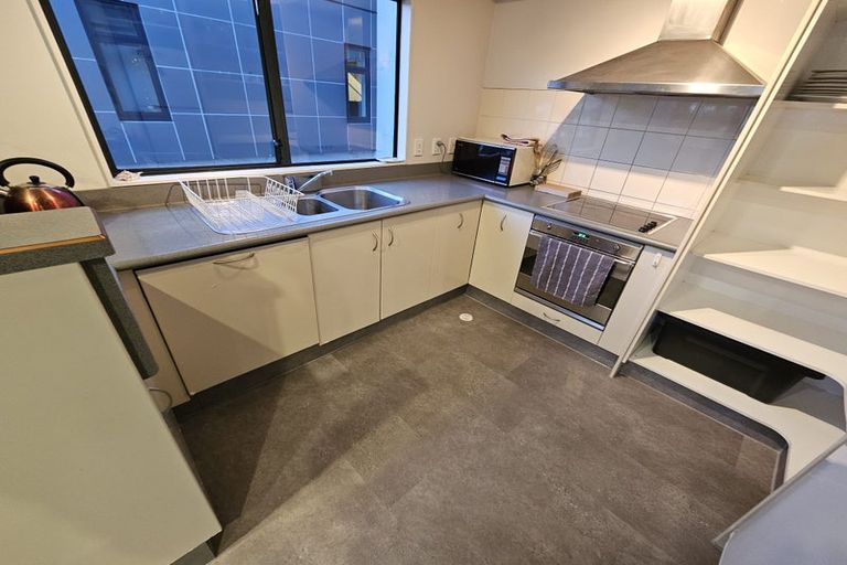 Photo of property in Terrace Tower Apartments, 126p4a The Terrace, Wellington Central, Wellington, 6011