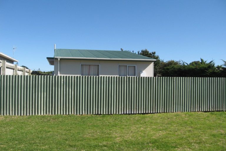 Photo of property in 10 Muapoko Street, Himatangi Beach, Foxton, 4891