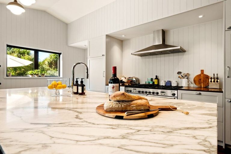 Photo of property in 38 Station Rise, Dalefield, Queenstown, 9371