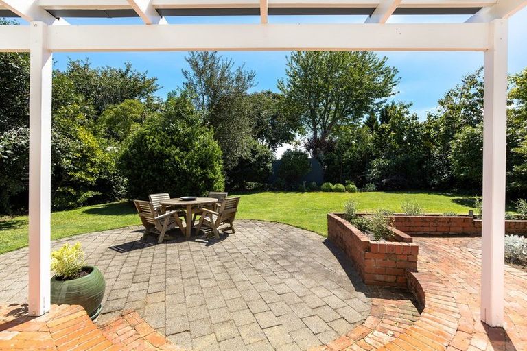 Photo of property in 22 Thornton Road, Cambridge, 3434