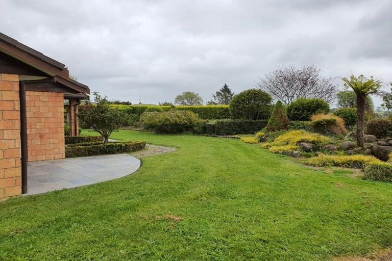 Photo of property in 233 Lewis Road, Karaka, Papakura, 2580