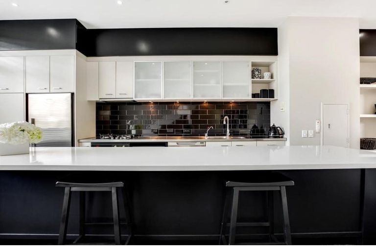 Photo of property in 12b Domain Drive, Parnell, Auckland, 1052