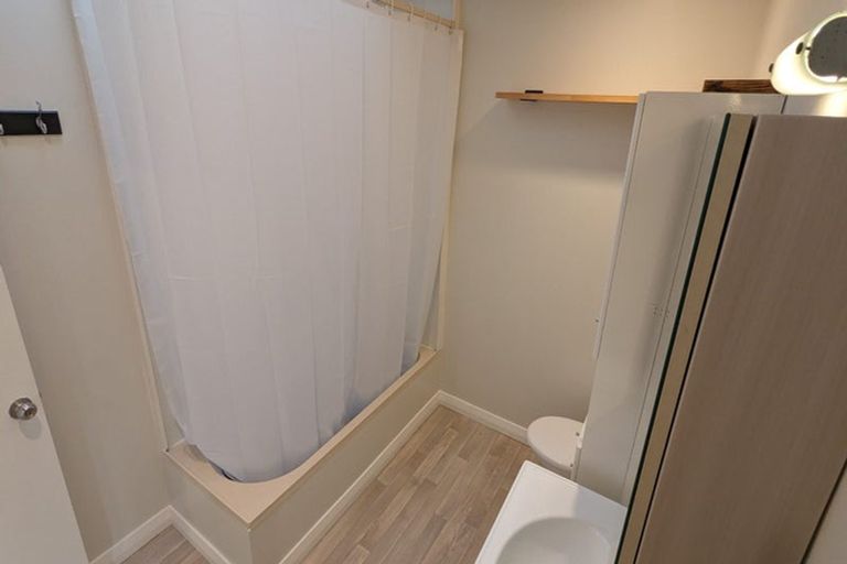 Photo of property in 28a Henry Street, Kilbirnie, Wellington, 6022