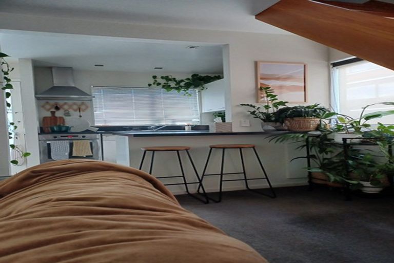 Photo of property in 9/199 Grant Road, Thorndon, Wellington, 6011