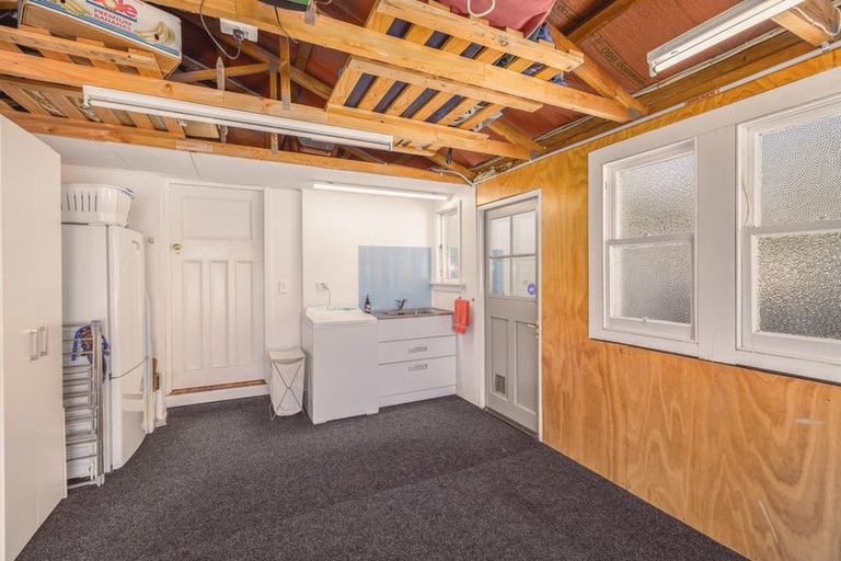 Photo of property in 69 Hackthorne Road, Cashmere, Christchurch, 8022