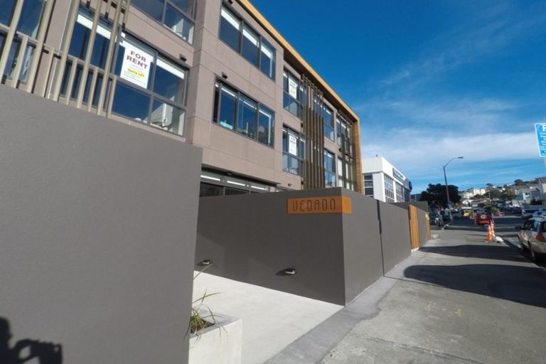 Photo of property in Vedado Apartments, 107/41 Hopper Street, Mount Cook, Wellington, 6011