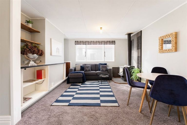 Photo of property in 73 Oxford Street, South Dunedin, Dunedin, 9012