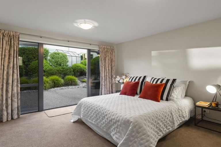 Photo of property in 660 Peninsula Road, Kelvin Heights, Queenstown, 9300