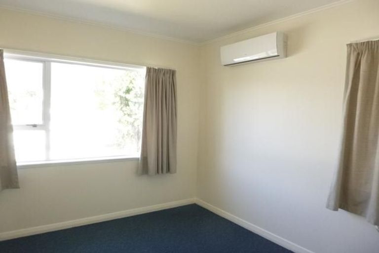 Photo of property in 26 Leighton Avenue, Waiwhetu, Lower Hutt, 5010
