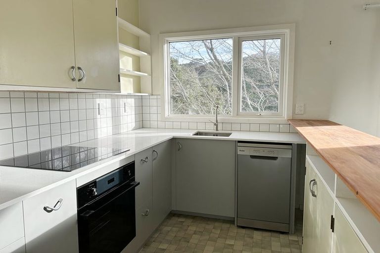 Photo of property in 44a/b Moana Road, Plimmerton, Porirua, 5026