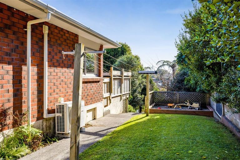 Photo of property in 7a Penrith Street, Westown, New Plymouth, 4310
