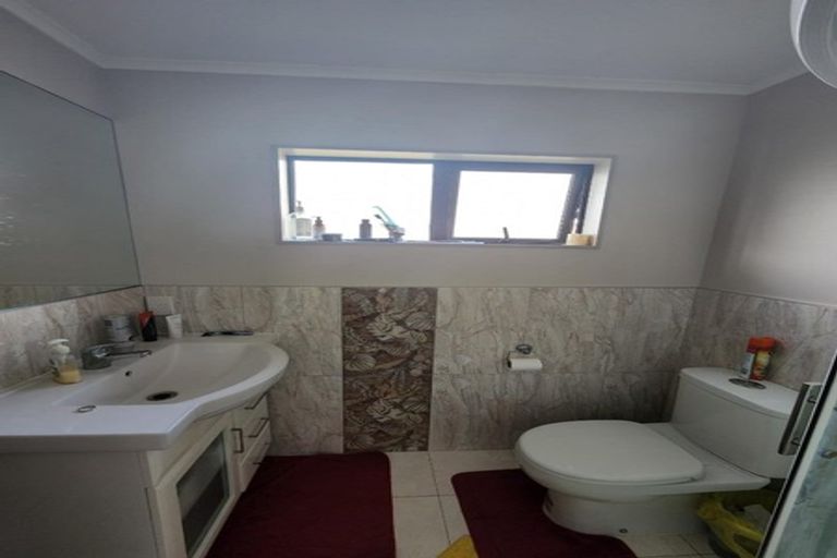 Photo of property in 18 Greenmeadows Avenue, Manurewa East, Auckland, 2102