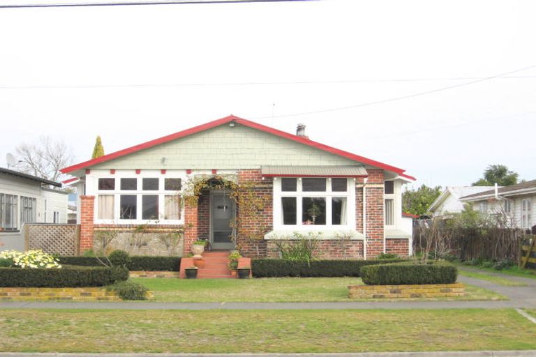 Photo of property in 22 Avenue Road, Greenmeadows, Napier, 4112