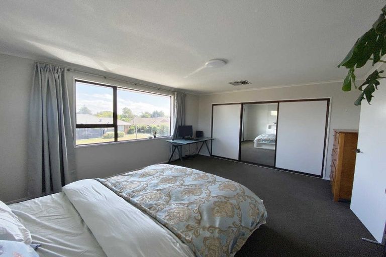 Photo of property in 12 Shamrock Place, Halswell, Christchurch, 8025