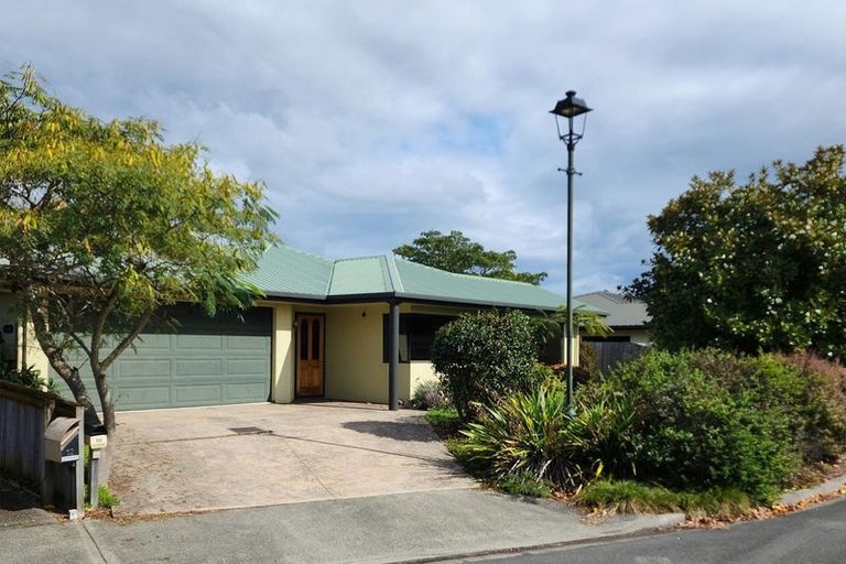 Photo of property in 10 Magnolia Place, Richmond, 7020