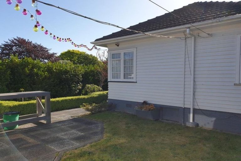 Photo of property in 14 Cornwall Street, Hutt Central, Lower Hutt, 5010