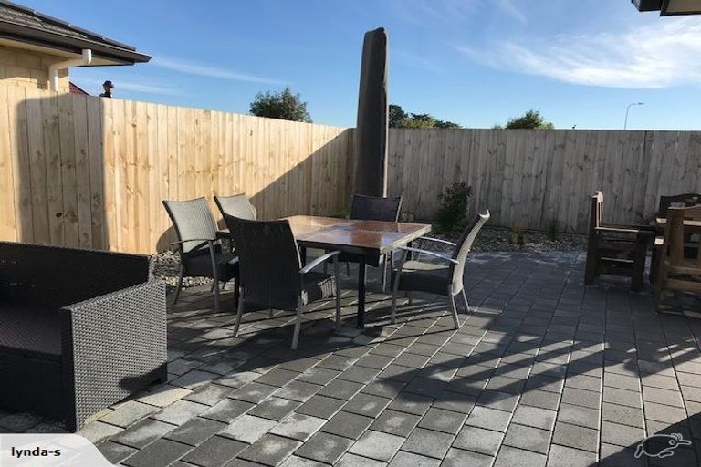 Photo of property in 29 Feist Street, Carterton, 5713