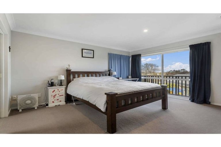 Photo of property in 8a Grassways Avenue, Pakuranga, Auckland, 2010