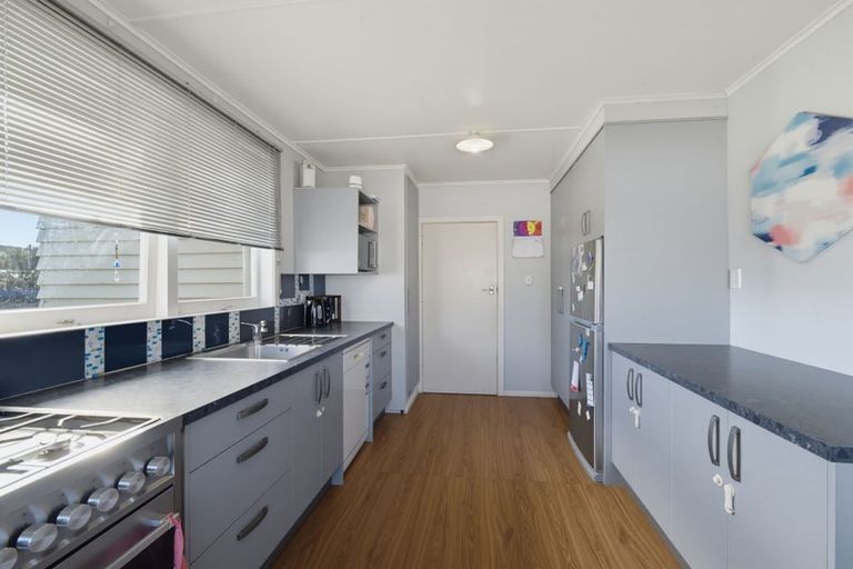 Photo of property in 25 Mcgreevy Street, Waipawa, 4210