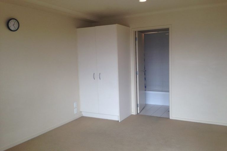 Photo of property in The Rennaissance, 6h/18 Ronwood Avenue, Manukau, Auckland, 2104