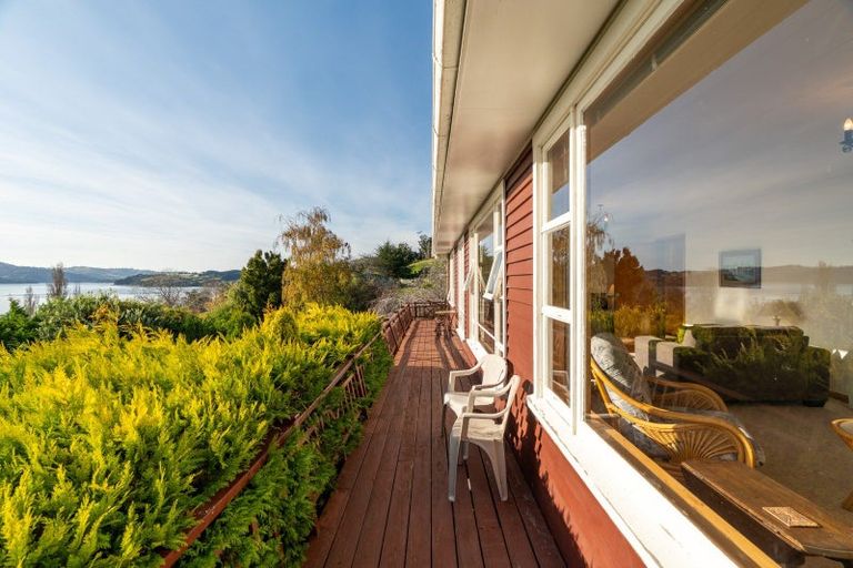 Photo of property in 9 Saint Ronans Road, Macandrew Bay, Dunedin, 9077