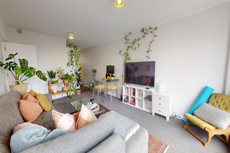 Photo of property in 12/4 Claremont Grove, Mount Victoria, Wellington, 6011