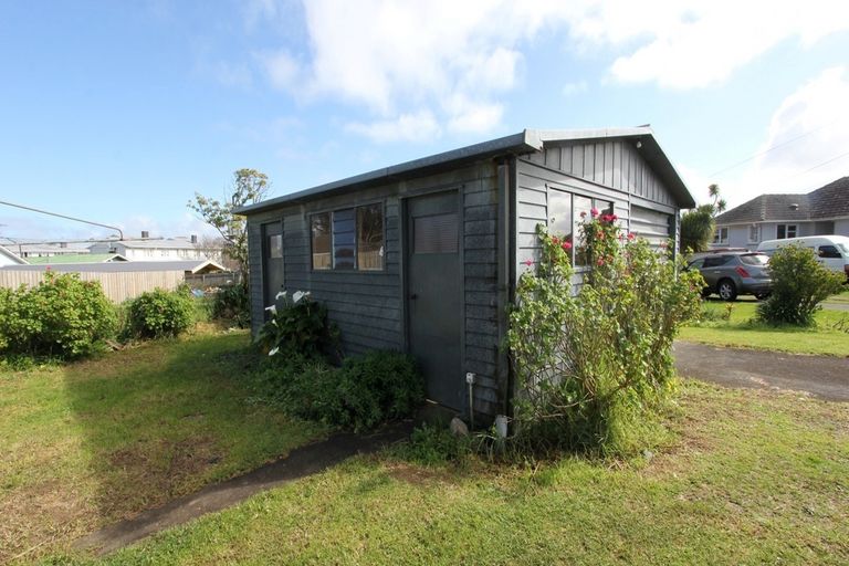 Photo of property in 6 Matamata Place, Otara, Auckland, 2023