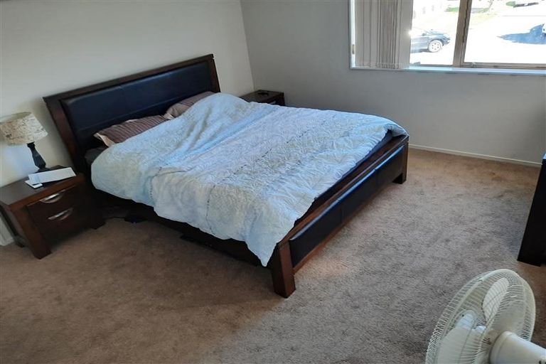 Photo of property in 17 Rosewell Crescent, Flat Bush, Auckland, 2019
