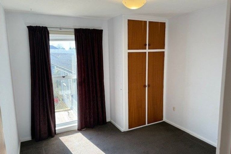 Photo of property in 20 Woodstock Place, Russley, Christchurch, 8042