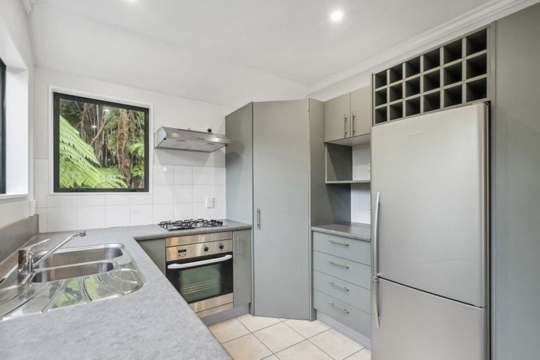 Photo of property in 41 Futuna Close, Karori, Wellington, 6012