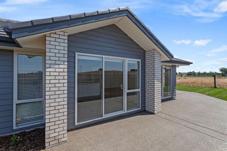 Photo of property in 12 Kotare Drive, Coastlands, Whakatane, 3120