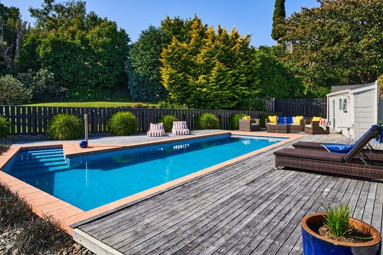 Photo of property in 16 Grange Park Avenue, Raumati South, Paraparaumu, 5032