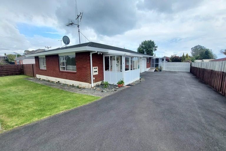 Photo of property in 35 Western Road, Bellevue, Tauranga, 3110