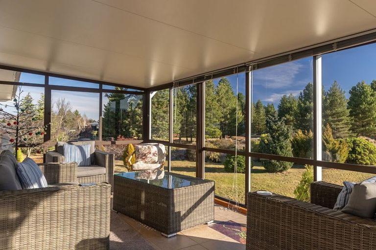 Photo of property in 3 Maitland Place, Favona, Auckland, 2024