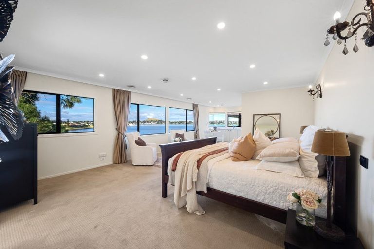 Photo of property in 38 Venus Place, Half Moon Bay, Auckland, 2012