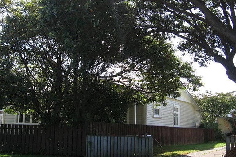 Photo of property in 11 Graham Street, Petone, Lower Hutt, 5012