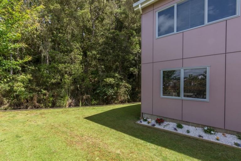 Photo of property in 15 Tohitapu Road, Paihia, 0200