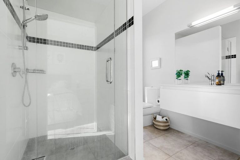 Photo of property in 43 Victory Drive, Wharewaka, Taupo, 3330