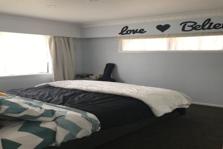 Photo of property in 15a Butterworth Avenue, Opaheke, Papakura, 2113