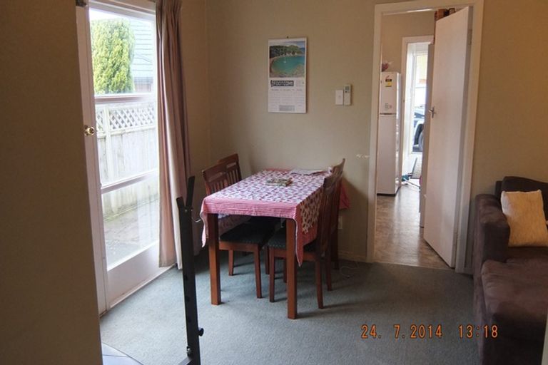 Photo of property in 20 Redwood Avenue, Tawa, Wellington, 5028