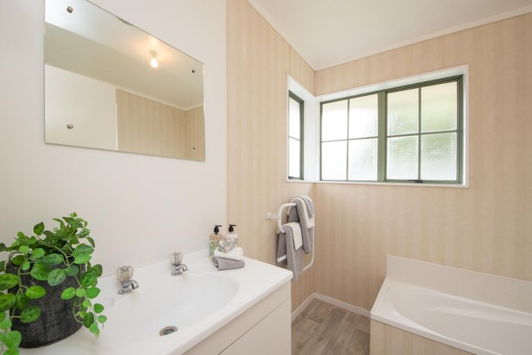 Photo of property in 6 Sovereign Court, West End, Palmerston North, 4410