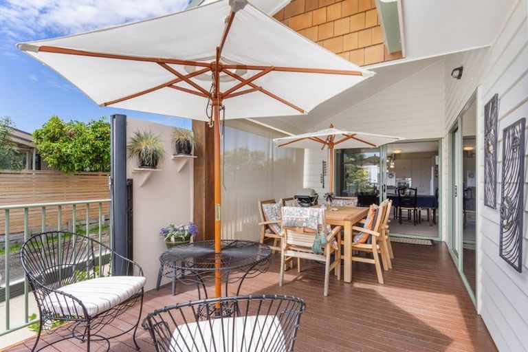 Photo of property in 117 Bruce Wallace Place, Whangamata, 3620