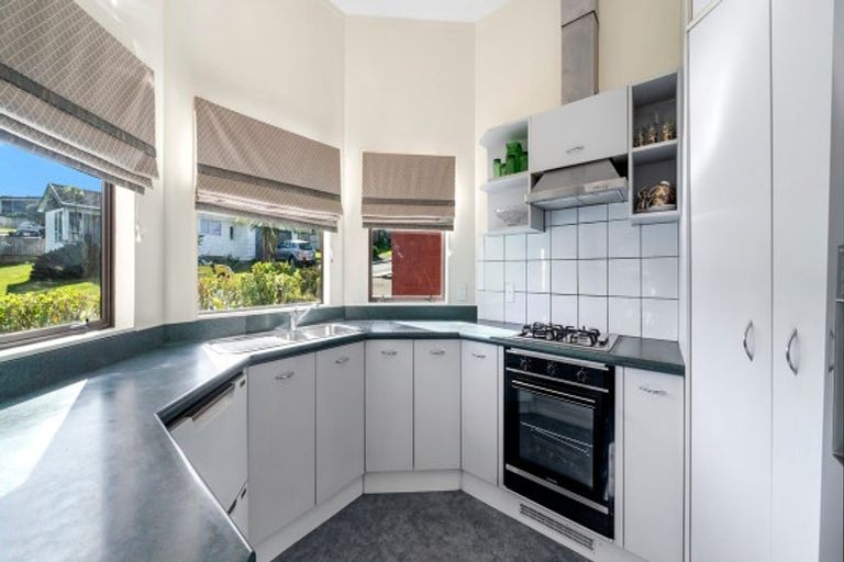 Photo of property in 9 Murchison Street, Island Bay, Wellington, 6023