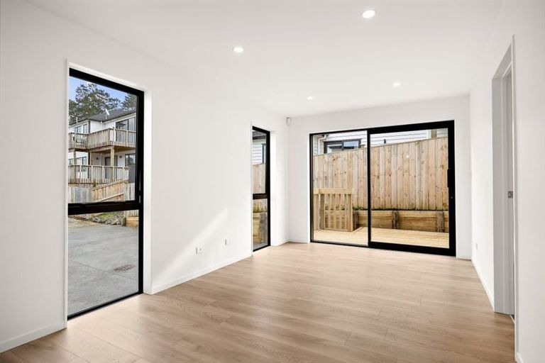 Photo of property in 2 Mara Waina Place, Swanson, Auckland, 0614