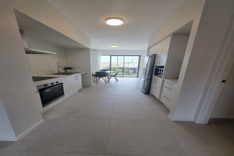 Photo of property in 76 Rahopuru Road, Westgate, Auckland, 0614