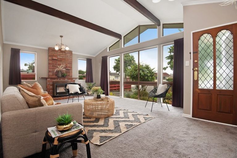 Photo of property in 23 Palliser Place, Milson, Palmerston North, 4414